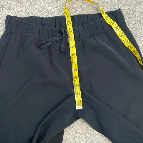 Lululemon On The Fly Wide Leg 7/8 Pant Woven Black 8 - Picture 10 of 11
